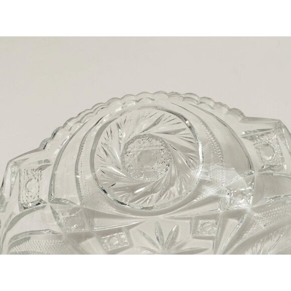 Early American Pressed Glass (EAPG) Vintage Clear Ornate Vintage Catchall Bowl - Picture 5 of 10